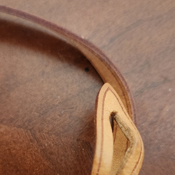 Authentic Louis Vuitton Vachetta Leather Pochette Strap Gold Tone Clasp - Picture 3 of 5